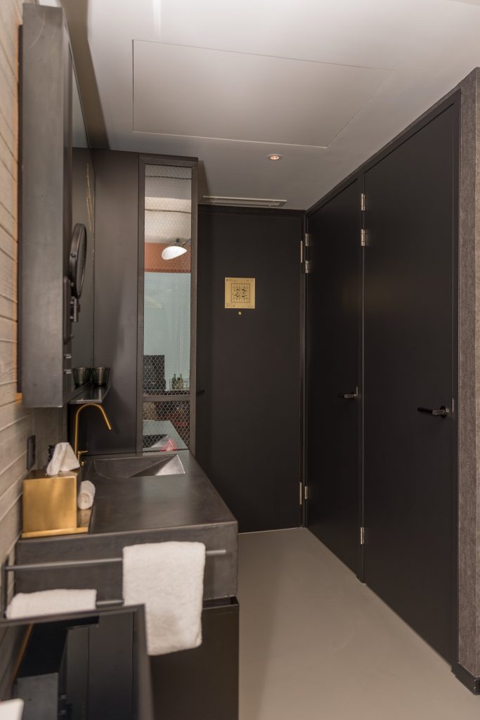 Waardenborg-Nederland-Adam-Toren-BD46752-683×1024